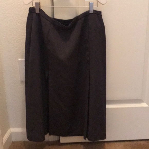 Skirt - Picture 1 of 7